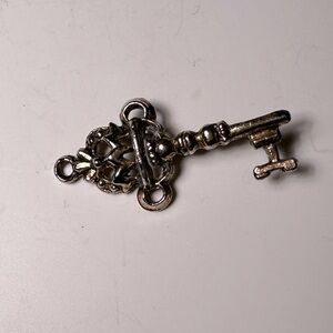 4 for $10!!! VNTG Gold-Toned Key Converter Brooch/Necklace Pendant